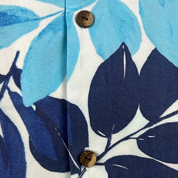 Tommy Bahama The Coconut Point Men’s Size XL Hawaiian Camp Shirt Button Down - Picture 4 of 13